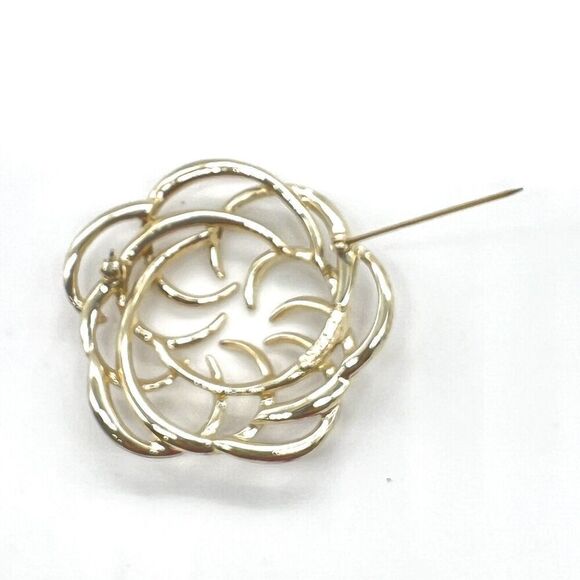 Vintage Sarah Coventry  Swirled  Gold Tone Textured 2.25" Brooch Pin - Picture 5 of 6